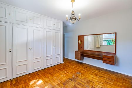 Casa para alugar com 1200m², 6 quartos e 3 vagasSuíte 2