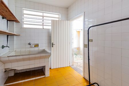 Casa para alugar com 1200m², 6 quartos e 3 vagasÁrea de Serviço