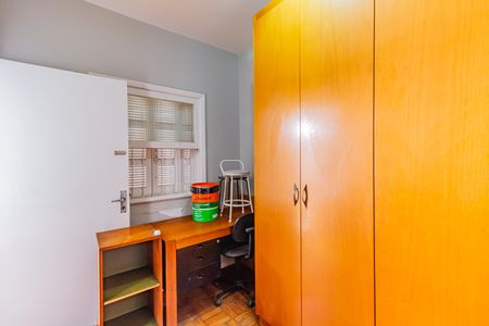 Casa para alugar com 1200m², 6 quartos e 3 vagasQuarto de Serviço