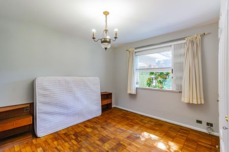 Casa para alugar com 1200m², 6 quartos e 3 vagasSuíte 2