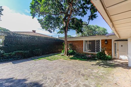 Casa para alugar com 1200m², 6 quartos e 3 vagasGaragem
