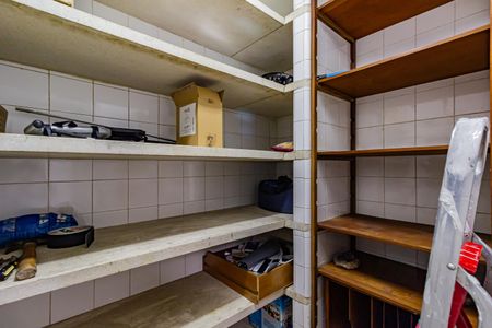 Casa para alugar com 1200m², 6 quartos e 3 vagasDespensa