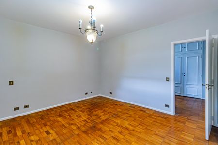 Casa para alugar com 1200m², 6 quartos e 3 vagasSuíte 1