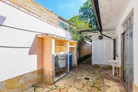 Casa para alugar com 1200m², 6 quartos e 3 vagasÁrea de Serviço