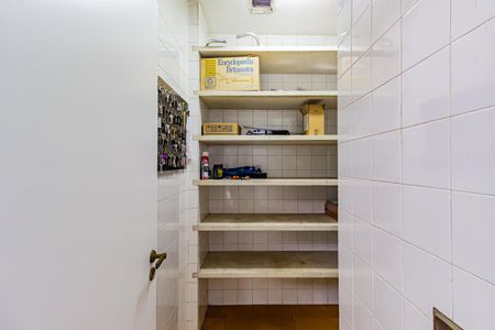 Casa para alugar com 1200m², 6 quartos e 3 vagasDespensa