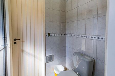 Casa para alugar com 1200m², 6 quartos e 3 vagasBanheiro - Edícula