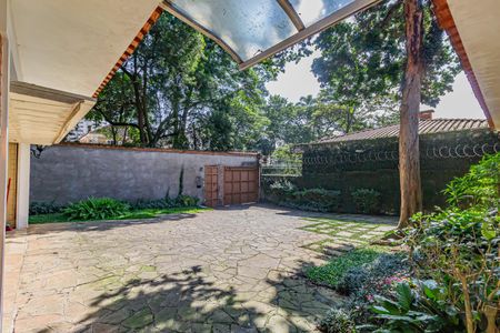 Casa para alugar com 1200m², 6 quartos e 3 vagasGaragem