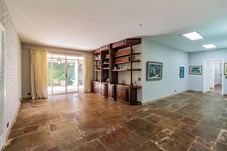 Casa para alugar com 1200m², 6 quartos e 3 vagasSala 2