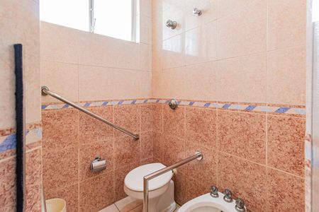 Casa para alugar com 1200m², 6 quartos e 3 vagasBanheiro da Suíte 1