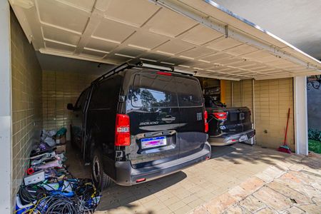 Casa para alugar com 1200m², 6 quartos e 3 vagasGaragem