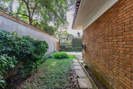 Casa para alugar com 1200m², 6 quartos e 3 vagasÁrea externa