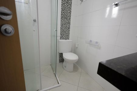 Apartamento à venda com 68m², 2 quartos e 2 vagas Apartamento à venda com 68m², 2 quartos e 2 vagasBanheiro Suíte