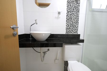 Apartamento à venda com 68m², 2 quartos e 2 vagas Apartamento à venda com 68m², 2 quartos e 2 vagasBanheiro
