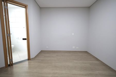 Apartamento à venda com 68m², 2 quartos e 2 vagas Apartamento à venda com 68m², 2 quartos e 2 vagasQuarto Suíte