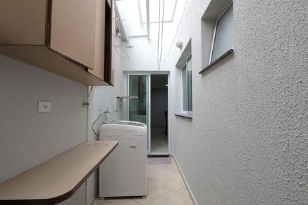 Apartamento à venda com 68m², 2 quartos e 2 vagas Apartamento à venda com 68m², 2 quartos e 2 vagasÁrea de Serviço