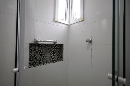 Apartamento à venda com 68m², 2 quartos e 2 vagas Apartamento à venda com 68m², 2 quartos e 2 vagasBanheiro Suíte