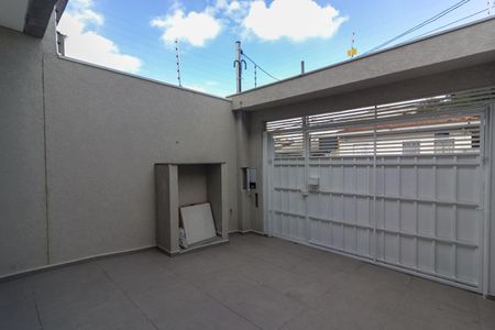 Casa à venda com 100m², 3 quartos e 2 vagas Casa à venda com 100m², 3 quartos e 2 vagasGaragem