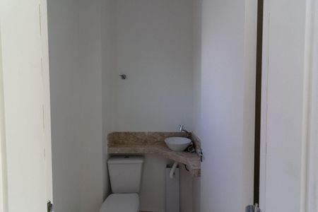Casa à venda com 100m², 3 quartos e 2 vagas Casa à venda com 100m², 3 quartos e 2 vagasLavabo