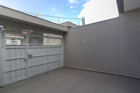 Casa à venda com 100m², 3 quartos e 2 vagas Casa à venda com 100m², 3 quartos e 2 vagasGaragem