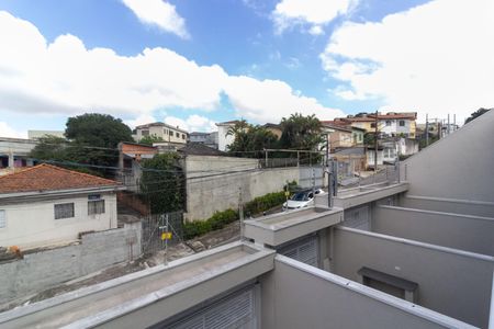 Casa à venda com 100m², 3 quartos e 2 vagas Casa à venda com 100m², 3 quartos e 2 vagasVaranda Quarto 1 - Suíte
