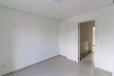 Casa à venda com 100m², 3 quartos e 2 vagas Casa à venda com 100m², 3 quartos e 2 vagasQuarto 1 - Suíte