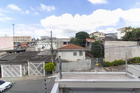 Casa à venda com 100m², 3 quartos e 2 vagas Casa à venda com 100m², 3 quartos e 2 vagasVaranda Quarto 1 - Suíte