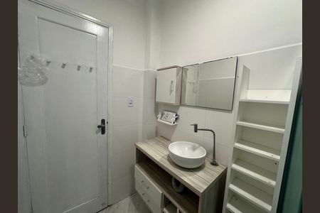 Apartamento para alugar com 40m², 1 quarto e 1 vaga Apartamento para alugar com 40m², 1 quarto e 1 vagaBanheiro
