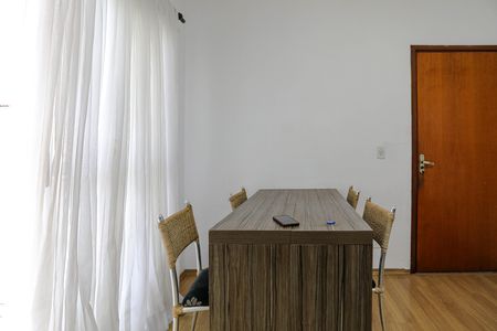 Apartamento para alugar com 50m², 2 quartos e 1 vaga Apartamento para alugar com 50m², 2 quartos e 1 vagaSala