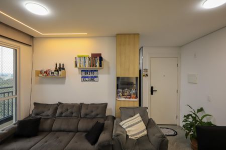 Sala de estar e jantar de apartamento para alugar com 2 quartos, 40m² em Usina Piratininga, São Paulo