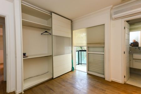 Apartamento para alugar com 192m², 3 quartos e 3 vagas Apartamento para alugar com 192m², 3 quartos e 3 vagassuíte 2