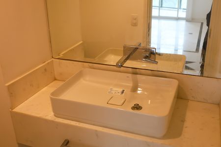 Apartamento para alugar com 192m², 3 quartos e 3 vagas Apartamento para alugar com 192m², 3 quartos e 3 vagasLavabo