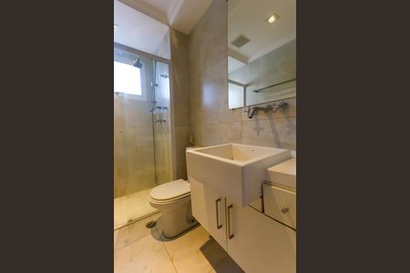 Apartamento para alugar com 192m², 3 quartos e 3 vagas Apartamento para alugar com 192m², 3 quartos e 3 vagasBanheiro da Suíte 1