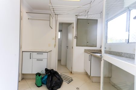 Apartamento para alugar com 192m², 3 quartos e 3 vagas Apartamento para alugar com 192m², 3 quartos e 3 vagasÁrea de Serviço