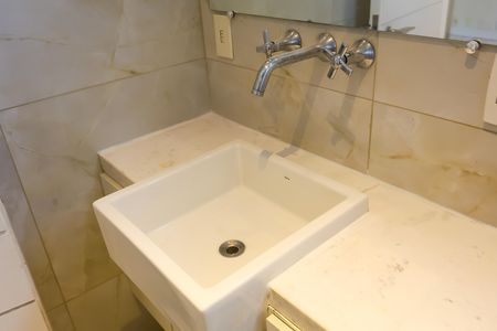 Apartamento para alugar com 192m², 3 quartos e 3 vagas Apartamento para alugar com 192m², 3 quartos e 3 vagasBanheiro da Suíte 2