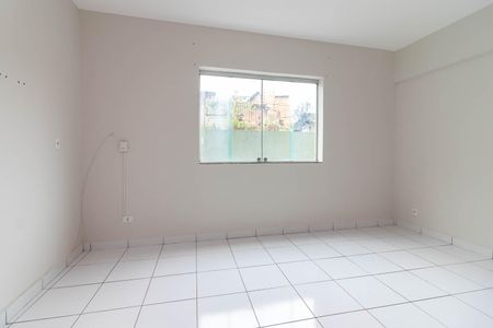 Sala de casa para alugar com 1 quarto, 100m² em Parque Peruche, São Paulo
