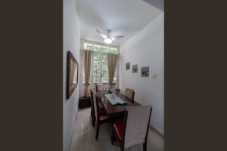 Apartamento à venda com 99m², 2 quartos e sem vaga
