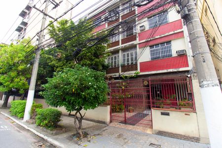Apartamento à venda com 99m², 2 quartos e sem vaga