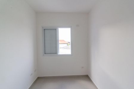 Casa à venda com 100m², 3 quartos e 2 vagas Casa à venda com 100m², 3 quartos e 2 vagasQuarto 3