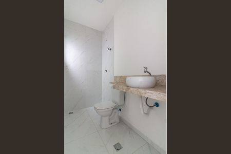 Casa à venda com 100m², 3 quartos e 2 vagas Casa à venda com 100m², 3 quartos e 2 vagasBanheiro Suíte