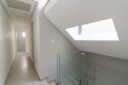 Casa à venda com 100m², 3 quartos e 2 vagas Casa à venda com 100m², 3 quartos e 2 vagasHall de distribuição