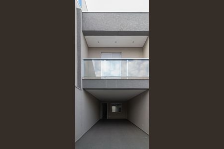 Casa à venda com 100m², 3 quartos e 2 vagas Casa à venda com 100m², 3 quartos e 2 vagasGaragem