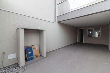 Casa à venda com 100m², 3 quartos e 2 vagas Casa à venda com 100m², 3 quartos e 2 vagasGaragem