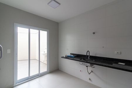 Casa à venda com 100m², 3 quartos e 2 vagas Casa à venda com 100m², 3 quartos e 2 vagasCozinha