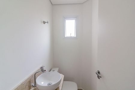 Casa à venda com 100m², 3 quartos e 2 vagas Casa à venda com 100m², 3 quartos e 2 vagasLavabo