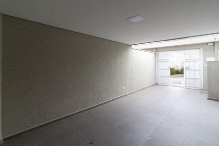 Casa à venda com 100m², 3 quartos e 2 vagas Casa à venda com 100m², 3 quartos e 2 vagasGaragem