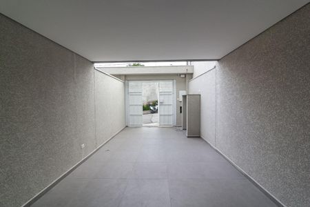 Casa à venda com 100m², 3 quartos e 2 vagas Casa à venda com 100m², 3 quartos e 2 vagasGaragem