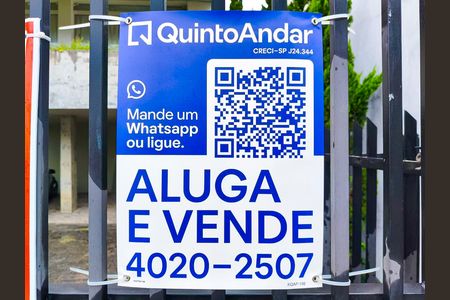 Casa para alugar com 330m², 4 quartos e 5 vagas Casa para alugar com 330m², 4 quartos e 5 vagasPlaca