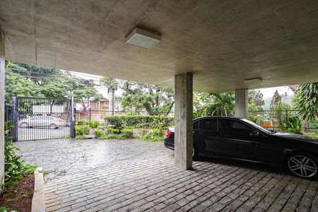 Casa para alugar com 330m², 4 quartos e 5 vagas Casa para alugar com 330m², 4 quartos e 5 vagasÁrea comum