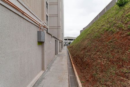 Apartamento à venda com 48m², 2 quartos e 1 vaga Apartamento à venda com 48m², 2 quartos e 1 vagaEntrada