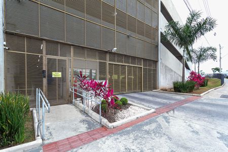 Apartamento à venda com 48m², 2 quartos e 1 vaga Apartamento à venda com 48m², 2 quartos e 1 vagaFachada